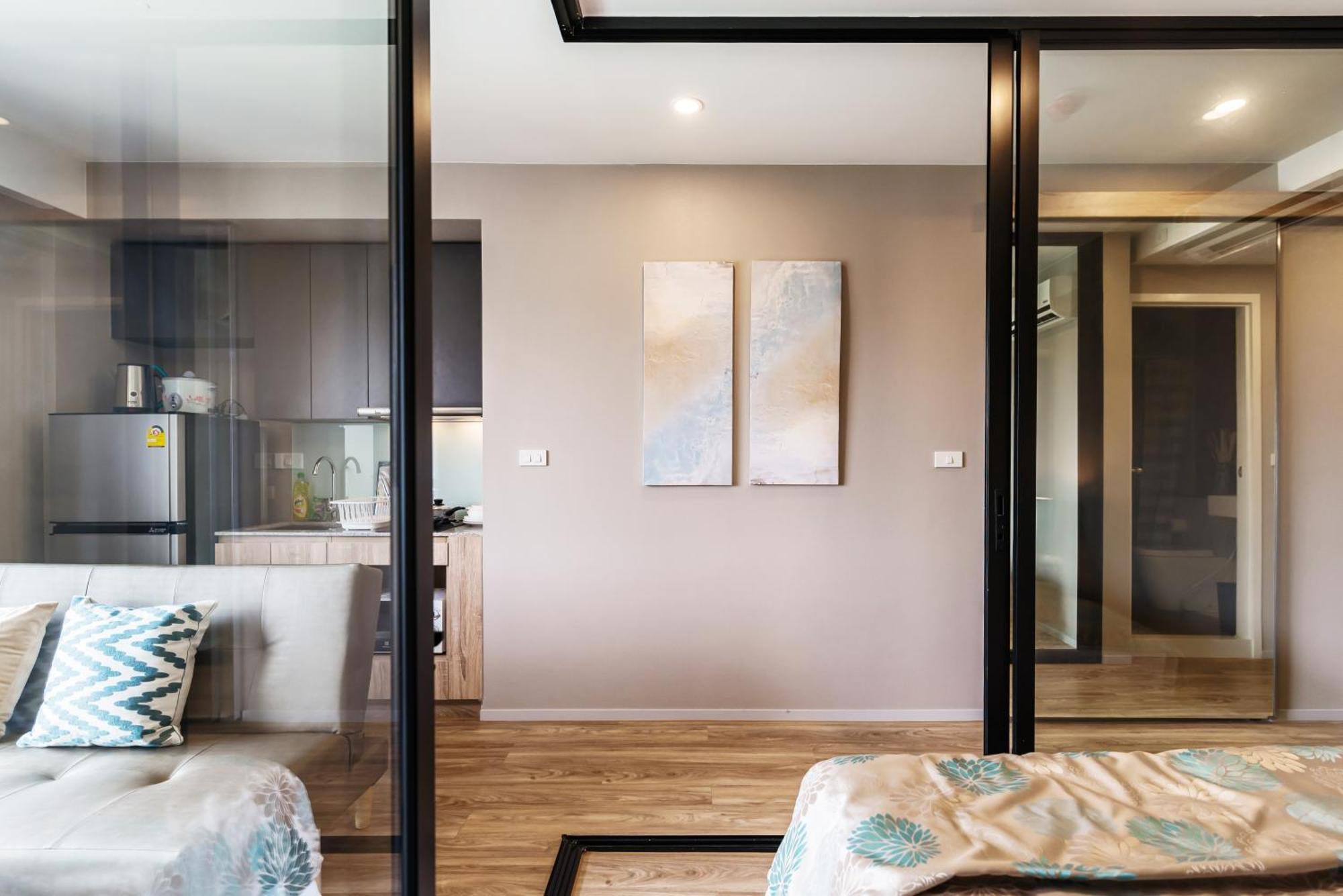 Blossom Sathorn By Plearn Apartment กรุงเทพมหานคร ห้อง รูปภาพ