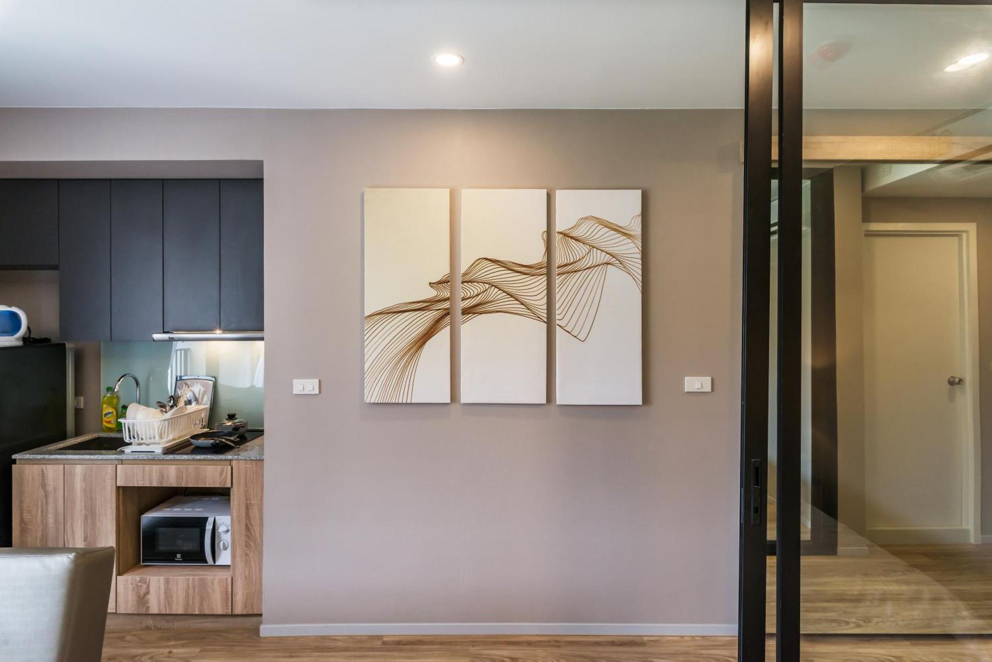 Blossom Sathorn By Plearn Apartment กรุงเทพมหานคร ห้อง รูปภาพ